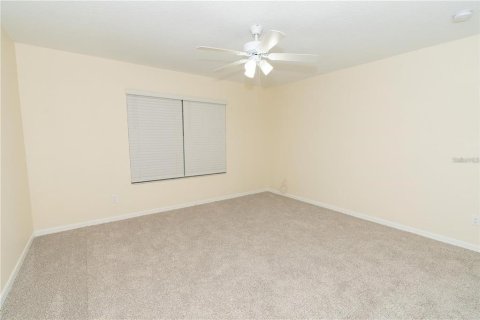 Villa ou maison à louer à Orlando, Floride: 4 chambres, 207.92 m2 № 2157579 - photo 16