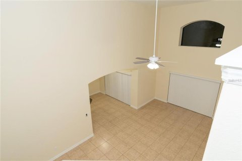 Villa ou maison à louer à Orlando, Floride: 4 chambres, 207.92 m2 № 2157579 - photo 12