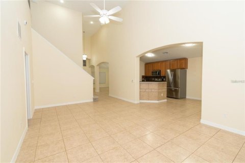 Villa ou maison à louer à Orlando, Floride: 4 chambres, 207.92 m2 № 2157579 - photo 25
