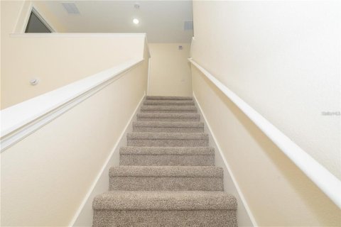 Villa ou maison à louer à Orlando, Floride: 4 chambres, 207.92 m2 № 2157579 - photo 23