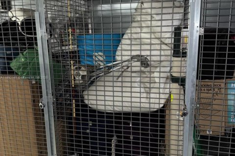 Condominio en venta en Miami, Florida, 1 dormitorio, 70.7 m2 № 2012937 - foto 20