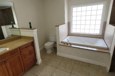House in North Port, Florida 3 bedrooms, 183.11 sq.m. № 1717561 - photo 19