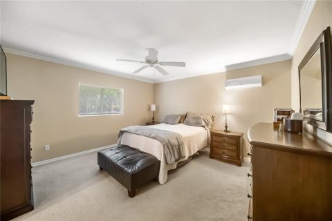House in North Port, Florida 3 bedrooms, 124.3 sq.m. № 2151613 - photo 10