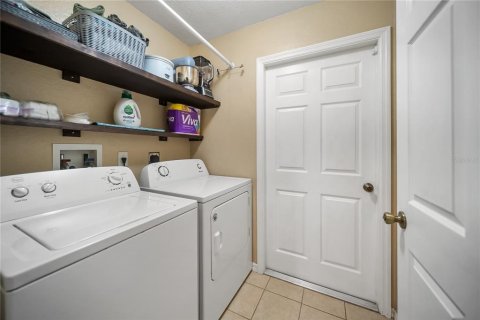 House in North Port, Florida 3 bedrooms, 124.3 sq.m. № 2151613 - photo 15