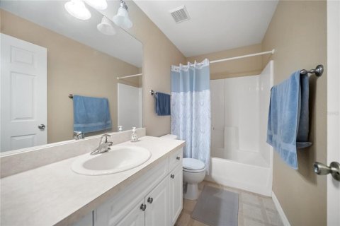 House in North Port, Florida 3 bedrooms, 124.3 sq.m. № 2151613 - photo 11
