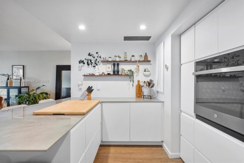 Copropriété à vendre à North Miami, Floride: 2 chambres, 110.37 m2 № 1968725 - photo 18