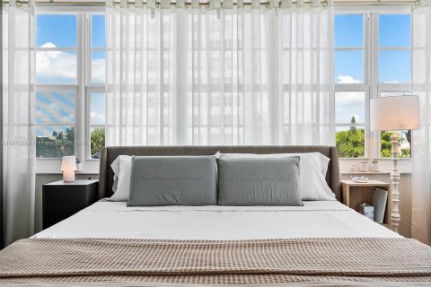 Copropriété à vendre à North Miami, Floride: 2 chambres, 110.37 m2 № 1968725 - photo 26