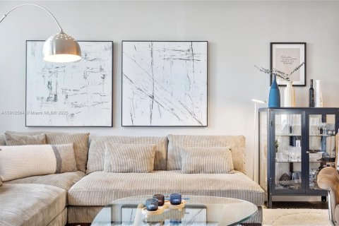 Copropriété à vendre à North Miami, Floride: 2 chambres, 110.37 m2 № 1968725 - photo 6