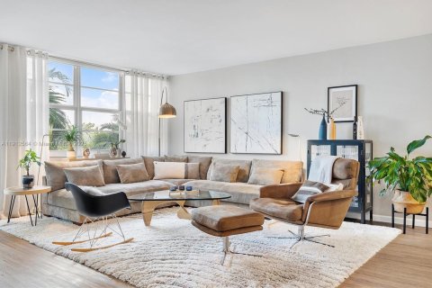 Copropriété à vendre à North Miami, Floride: 2 chambres, 110.37 m2 № 1968725 - photo 4