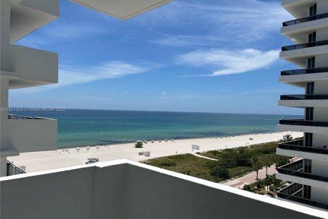 Condo in Miami Beach, Florida, 2 bedrooms  № 1854763 - photo 13
