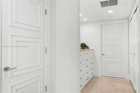 Купить кондоминиум в Авентура, Флорида 3 спальни, 303.05м2, № 1862361 - фото 26