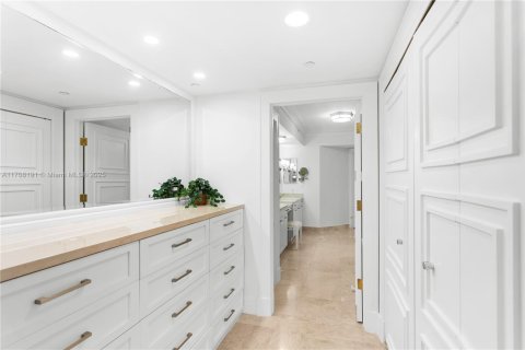 Купить кондоминиум в Авентура, Флорида 3 спальни, 303.05м2, № 1862361 - фото 27