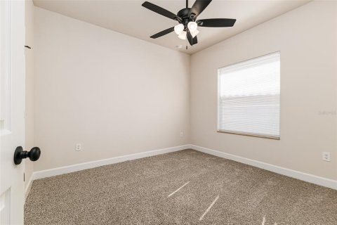 House in Lakeland, Florida 3 bedrooms, 193.42 sq.m. № 2303020 - photo 22