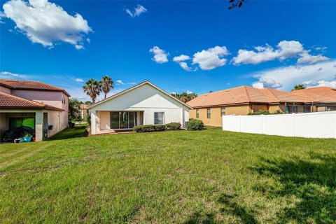 House in Lakeland, Florida 3 bedrooms, 193.42 sq.m. № 2303020 - photo 30