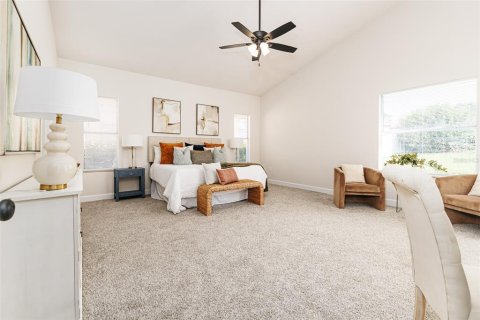 House in Lakeland, Florida 3 bedrooms, 193.42 sq.m. № 2303020 - photo 5