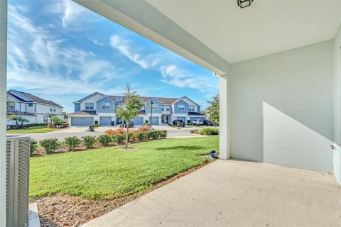 Townhouse in Orlando, Florida 3 bedrooms № 2034655 - photo 25