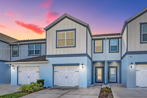 Townhouse in Orlando, Florida 3 bedrooms № 2034655