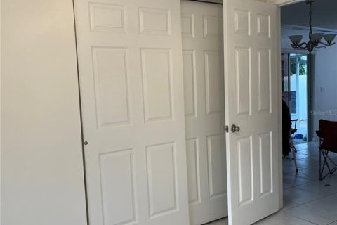 Villa ou maison à louer à Tampa, Floride: 3 chambres, 120.59 m2 № 2092979 - photo 13