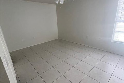 Villa ou maison à louer à Tampa, Floride: 3 chambres, 120.59 m2 № 2092979 - photo 9