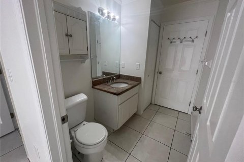 Villa ou maison à louer à Tampa, Floride: 3 chambres, 120.59 m2 № 2092979 - photo 6