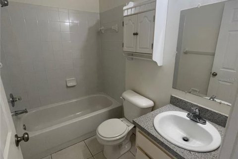 Villa ou maison à louer à Tampa, Floride: 3 chambres, 120.59 m2 № 2092979 - photo 10