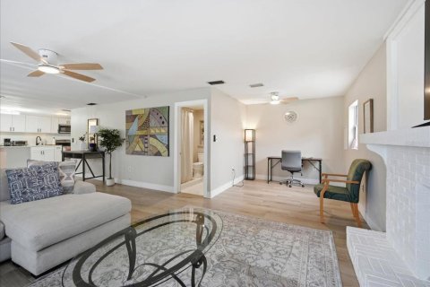 Casa en venta en Plant City, Florida, 4 dormitorios, 163.51 m2 № 2115020 - foto 10
