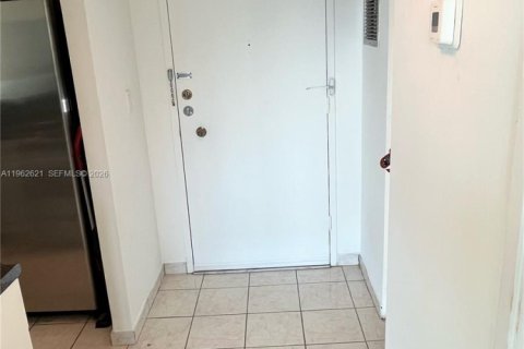 Купить кондоминиум в Майами-Бич, Флорида 1 спальня, 84.73м2, № 2027807 - фото 7