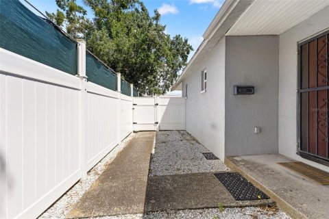 Apartment in Tampa, Florida 3 bedrooms, 145.67 sq.m. № 1903937 - photo 2
