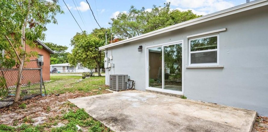 Casa en Fort Lauderdale, Florida 3 dormitorios, 104.05 m2 № 1097919