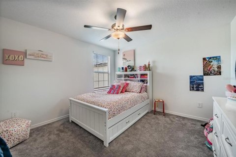 House in Plant City, Florida 5 bedrooms, 224.36 sq.m. № 2123205 - photo 23