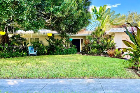 House in Plantation, Florida 4 bedrooms, 162.21 sq.m. № 2003126 - photo 22