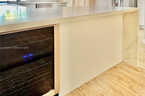 House in Plantation, Florida 4 bedrooms, 162.21 sq.m. № 2003126 - photo 10