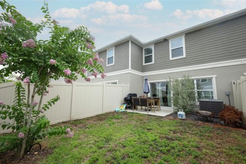 Touwnhouse à vendre à Sanford, Floride: 3 chambres, 146.32 m2 № 2373049 - photo 30