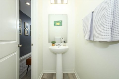 Touwnhouse à vendre à Sanford, Floride: 3 chambres, 146.32 m2 № 2373049 - photo 13