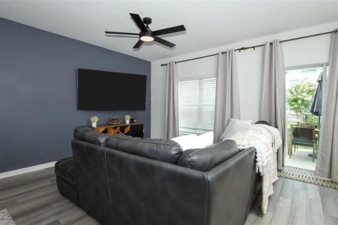 Touwnhouse à vendre à Sanford, Floride: 3 chambres, 146.32 m2 № 2373049 - photo 10