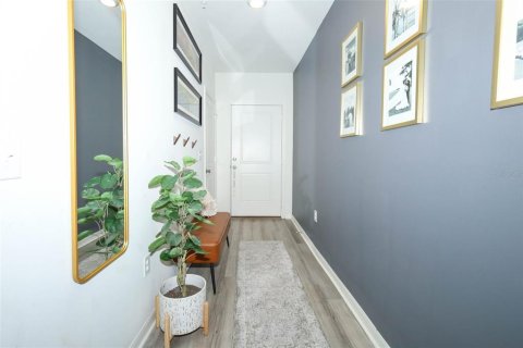 Touwnhouse à vendre à Sanford, Floride: 3 chambres, 146.32 m2 № 2373049 - photo 4