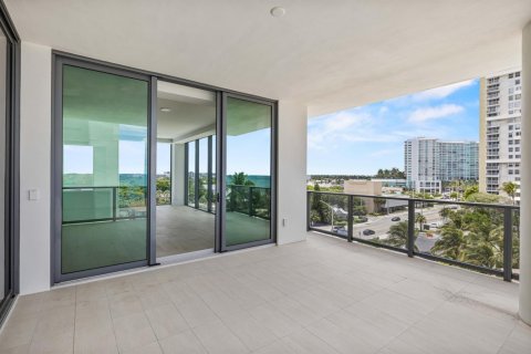 Copropriété à vendre à Pompano Beach, Floride: 3 chambres, 195.65 m2 № 2191499 - photo 3