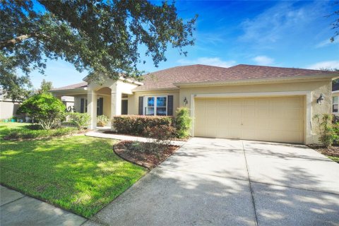 Casa en Groveland, Florida 4 dormitorios, 260.13 m2 № 2371314