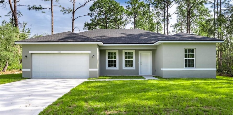 Villa ou maison à Citrus Springs, Floride 4 chambres, 146.79 m2 № 1795604