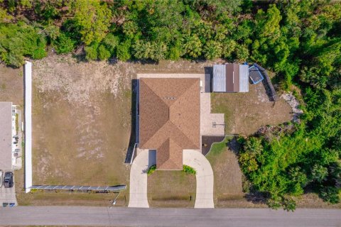 House in North Port, Florida 3 bedrooms, 258.64 sq.m. № 1749675 - photo 2