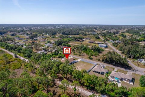 House in North Port, Florida 3 bedrooms, 258.64 sq.m. № 1749675 - photo 4