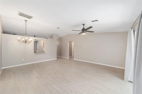 House in Ocala, Florida 3 bedrooms, 130.99 sq.m. № 1787882 - photo 17