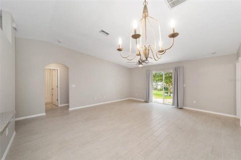 House in Ocala, Florida 3 bedrooms, 130.99 sq.m. № 1787882 - photo 20