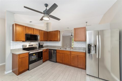 House in Ocala, Florida 3 bedrooms, 130.99 sq.m. № 1787882 - photo 6