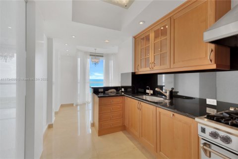 Copropriété à vendre à Sunny Isles Beach, Floride: 3 chambres, 205.69 m2 № 1959971 - photo 14