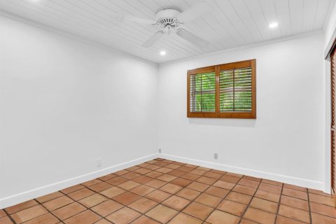 House in Boca Raton, Florida 3 bedrooms, 334.54 sq.m. № 2288597 - photo 19