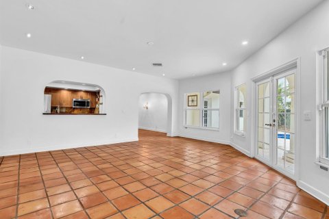 House in Boca Raton, Florida 3 bedrooms, 334.54 sq.m. № 2288597 - photo 24