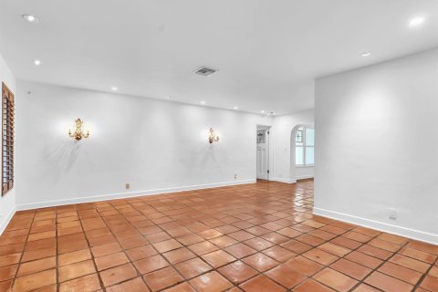 House in Boca Raton, Florida 3 bedrooms, 334.54 sq.m. № 2288597 - photo 27