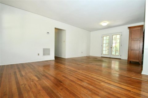 House in Orlando, Florida 3 bedrooms, 232.81 sq.m. № 1622594 - photo 21