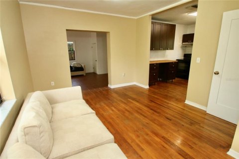 House in Orlando, Florida 3 bedrooms, 232.81 sq.m. № 1622594 - photo 27